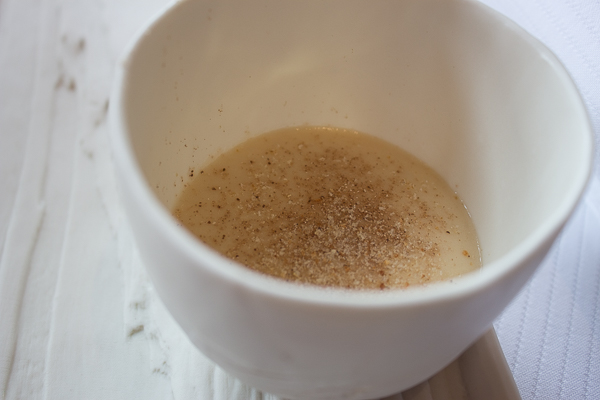 Mousse à l'oignon, jaune d’œuf crémeux