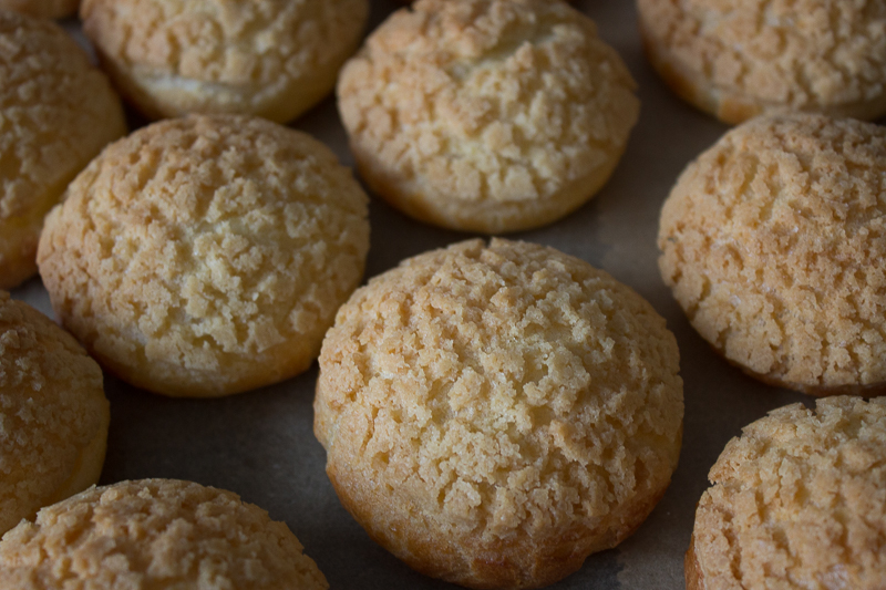 Profiteroles cuits