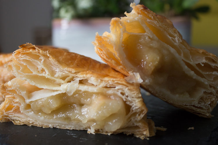 Chausson aux pommes - Pâte feuilletée